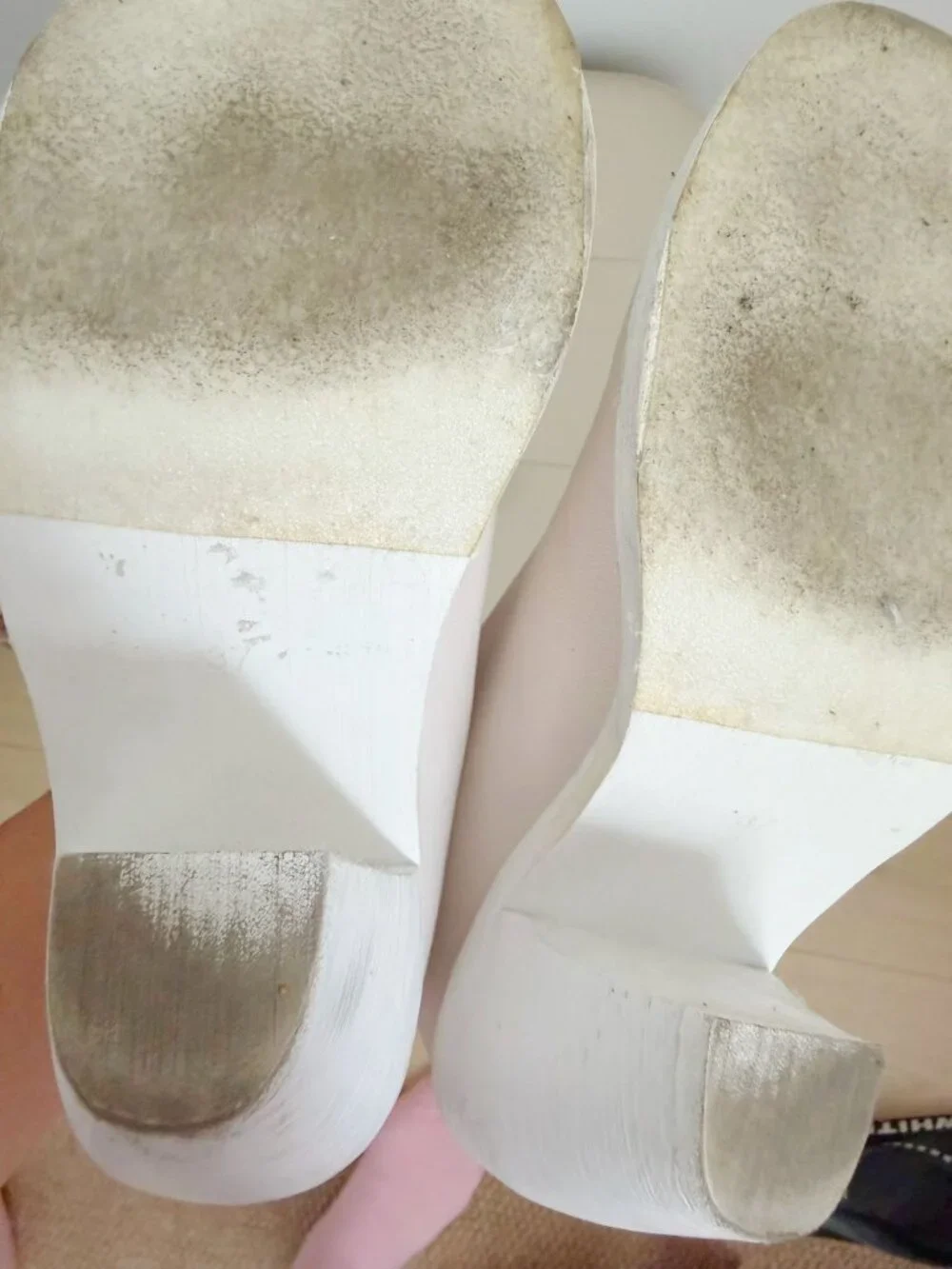 White Distressed Leather Ankle Boots Block Heel Size 37